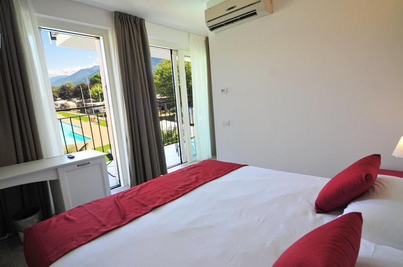 Double or Twin Room Lake View
