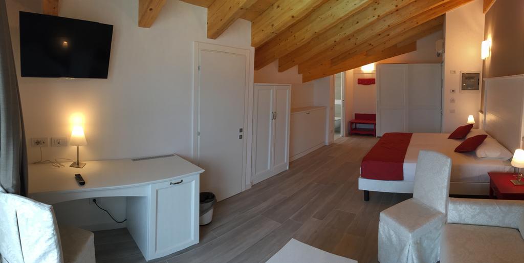Junior Suite Lake View